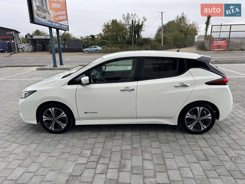 Хетчбек Nissan Leaf 2019 в Івано-Франківську