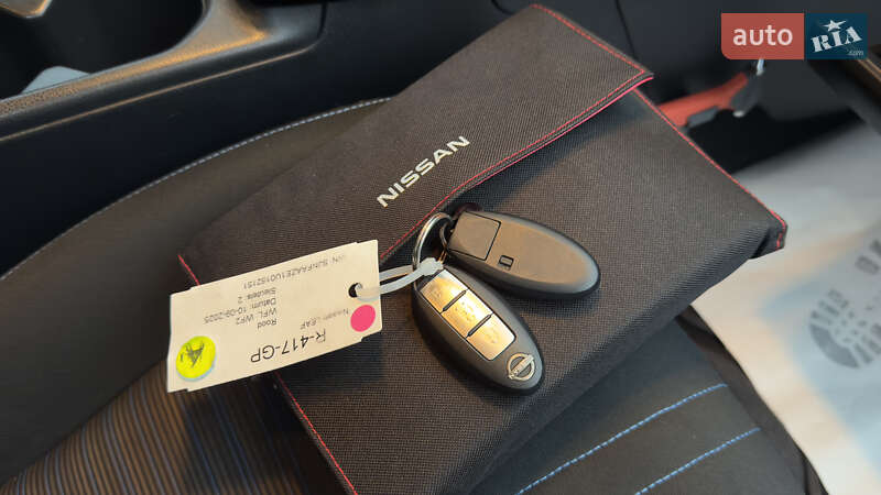 Хэтчбек Nissan Leaf 2023 в Сваляве