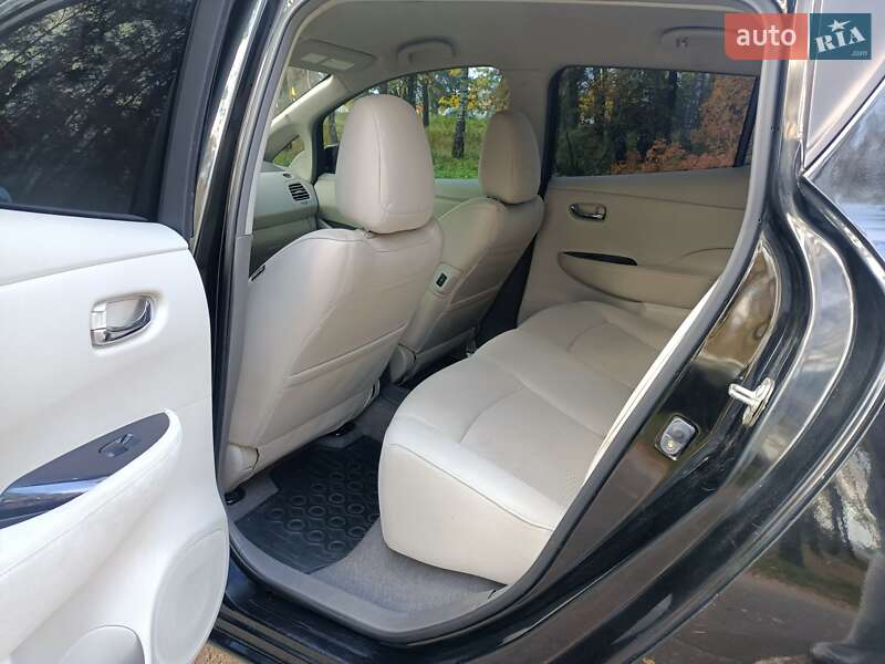 Хэтчбек Nissan Leaf 2012 в Ахтырке фото 18 Хэтчбек Nissan Leaf 2012 в Ахтырке