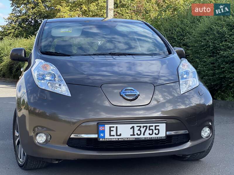 Хэтчбек Nissan Leaf 2016 в Тернополе