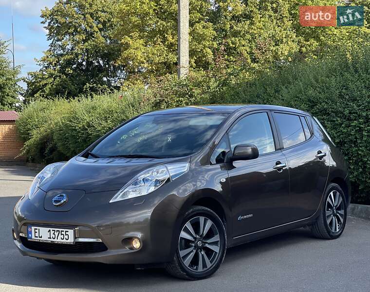 Хэтчбек Nissan Leaf 2016 в Тернополе
