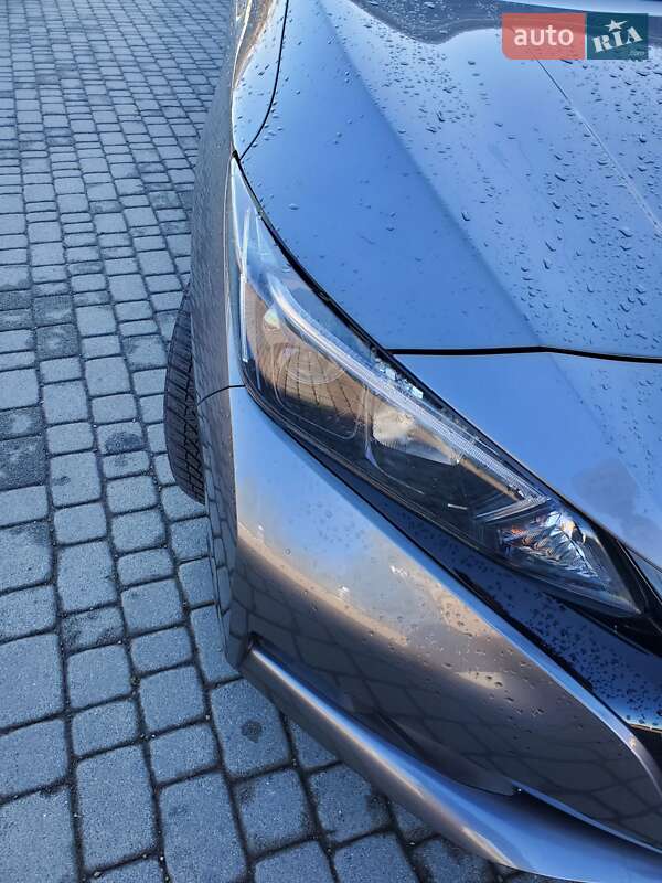 Хэтчбек Nissan Leaf 2019 в Снятине