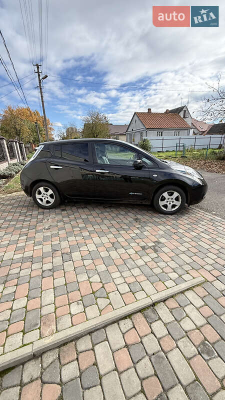 Хэтчбек Nissan Leaf 2014 в Луцке
