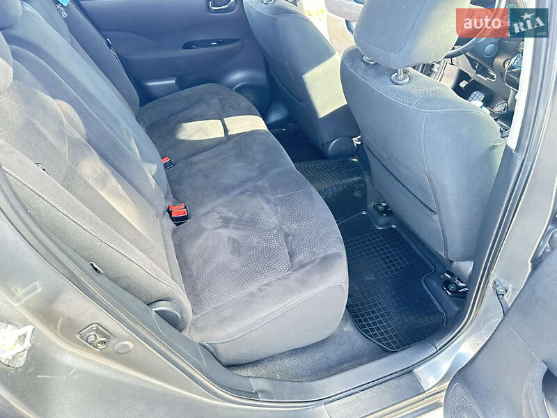 Хэтчбек Nissan Leaf 2016 в Черновцах фото 8 Хэтчбек Nissan Leaf 2016 в Черновцах