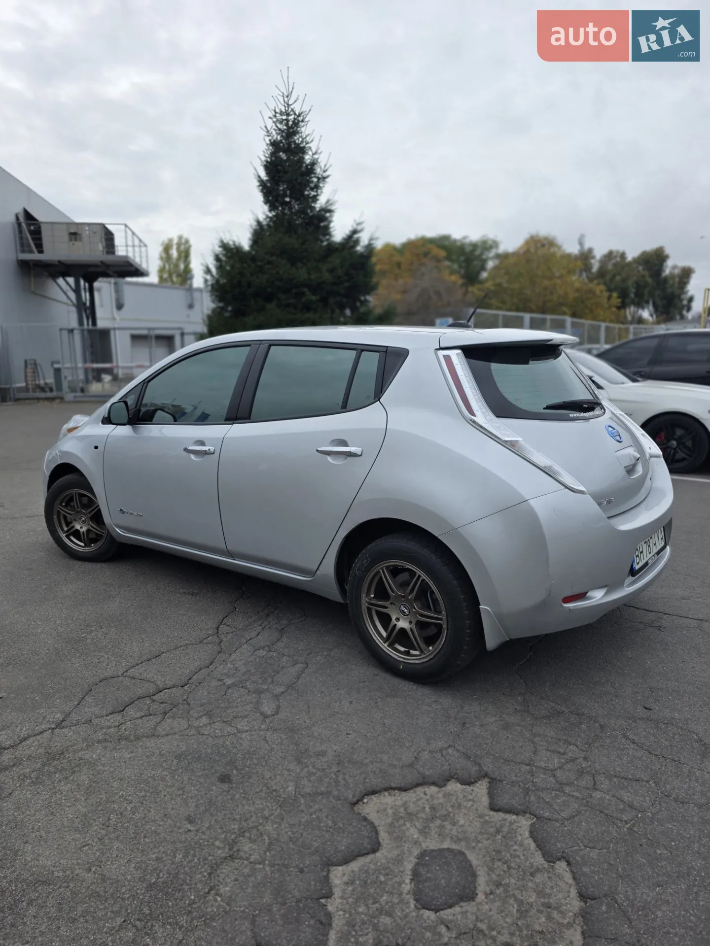 2015 Nissan Leaf - мініатюра 8