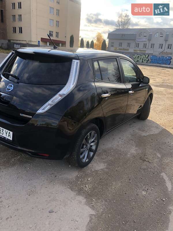 Хетчбек Nissan Leaf 2014 в Тернополі