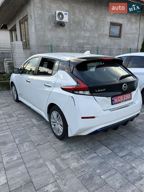 Хетчбек Nissan Leaf 2019 в Ужгороді