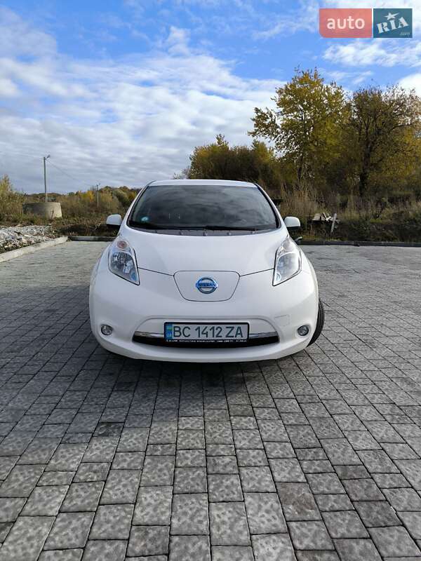 Хэтчбек Nissan Leaf 2016 в Львове фото 4 Хэтчбек Nissan Leaf 2016 в Львове