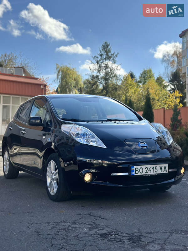 Хетчбек Nissan Leaf 2012 в Тернополі