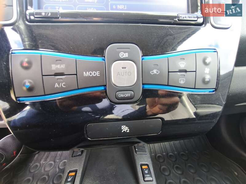 Хэтчбек Nissan Leaf 2014 в Луцке фото 24 Хэтчбек Nissan Leaf 2014 в Луцке