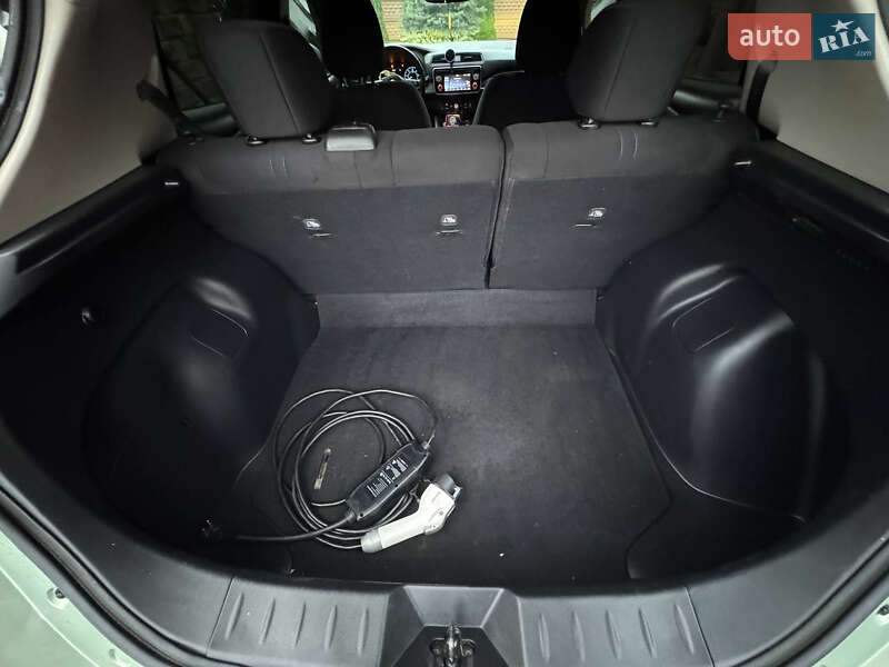 Хэтчбек Nissan Leaf 2018 в Луцке