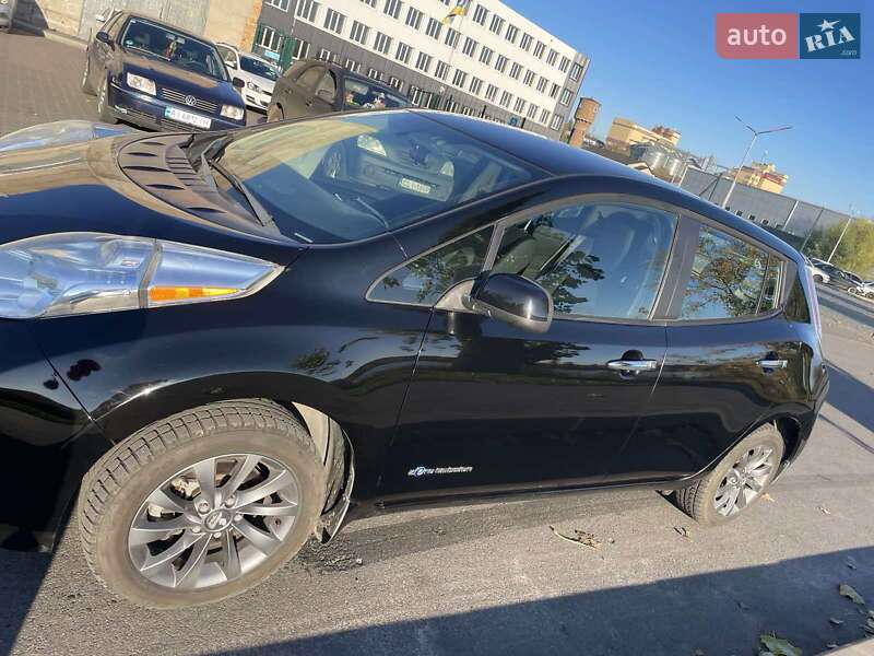 Хэтчбек Nissan Leaf 2014 в Киеве