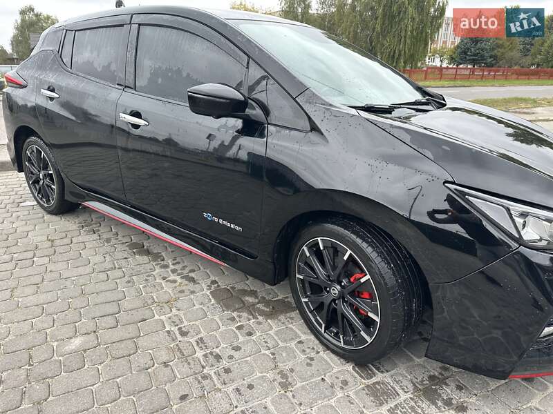 Хэтчбек Nissan Leaf 2018 в Любомле