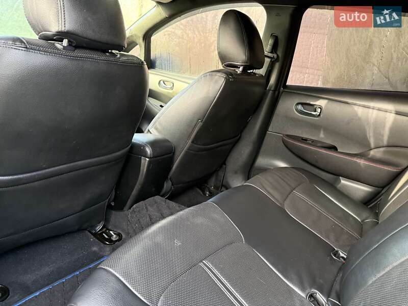 Хэтчбек Nissan Leaf 2018 в Любомле