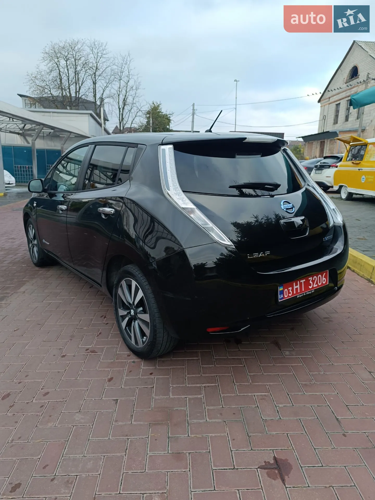 2015 Nissan Leaf - мініатюра 17