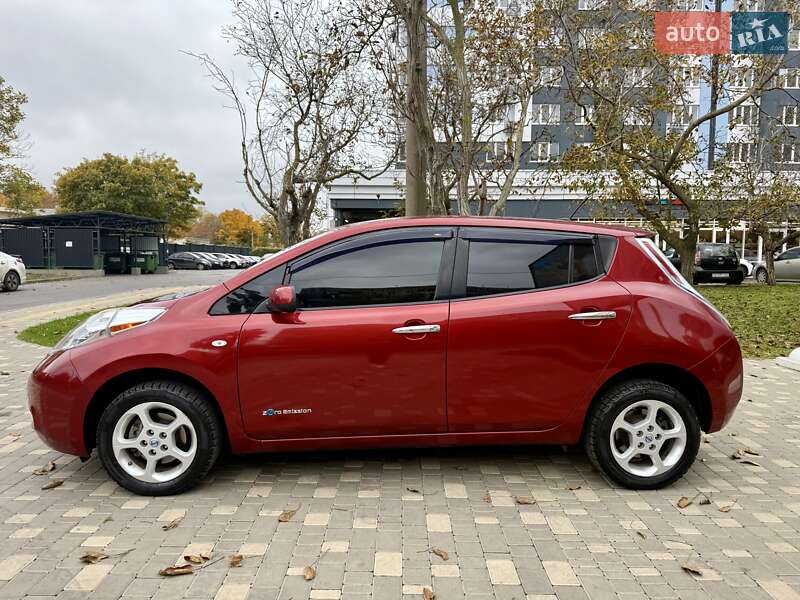 Хэтчбек Nissan Leaf 2012 в Одессе фото 5 Хэтчбек Nissan Leaf 2012 в Одессе