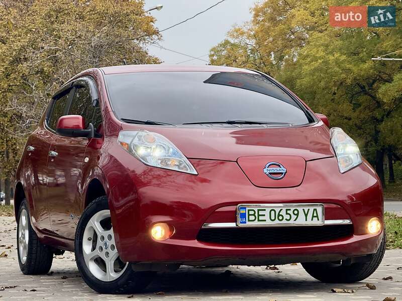 Хэтчбек Nissan Leaf 2012 в Одессе фото 21 Хэтчбек Nissan Leaf 2012 в Одессе