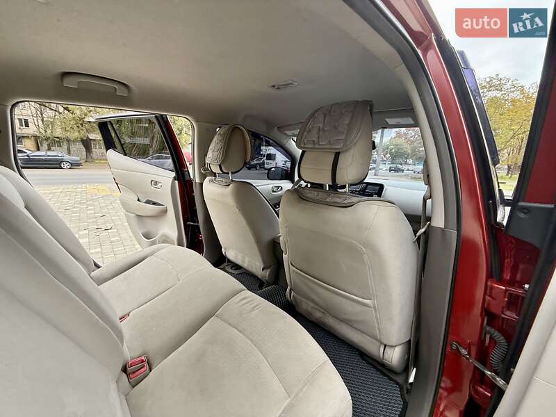 Хэтчбек Nissan Leaf 2012 в Одессе фото 58 Хэтчбек Nissan Leaf 2012 в Одессе