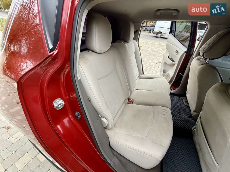 Хэтчбек Nissan Leaf 2012 в Одессе фото 59 Хэтчбек Nissan Leaf 2012 в Одессе