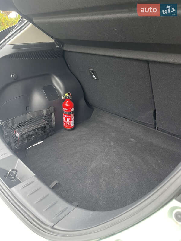 Хэтчбек Nissan Leaf 2018 в Львове фото 12 Хэтчбек Nissan Leaf 2018 в Львове