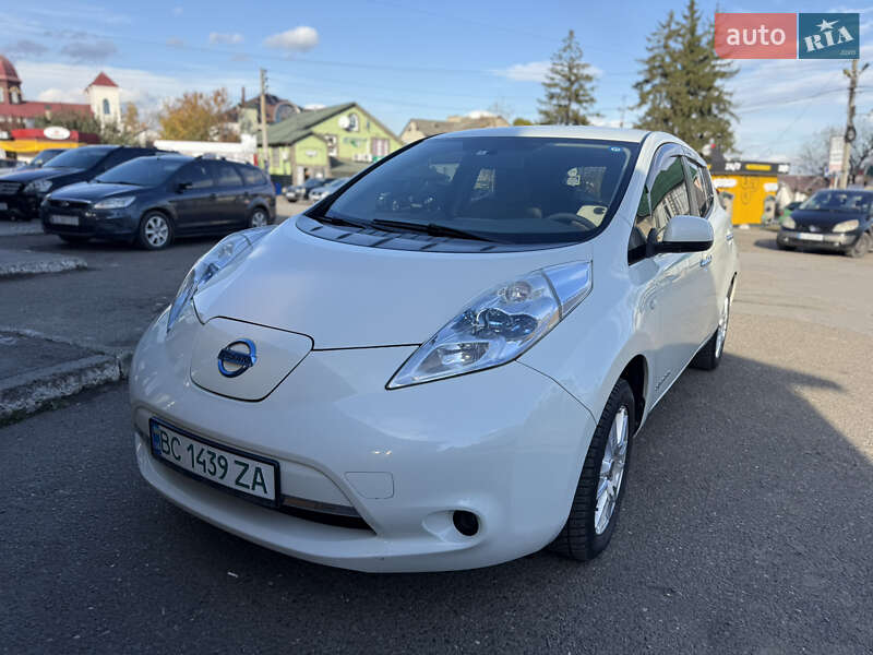 Хэтчбек Nissan Leaf 2012 в Черновцах фото 9 Хэтчбек Nissan Leaf 2012 в Черновцах