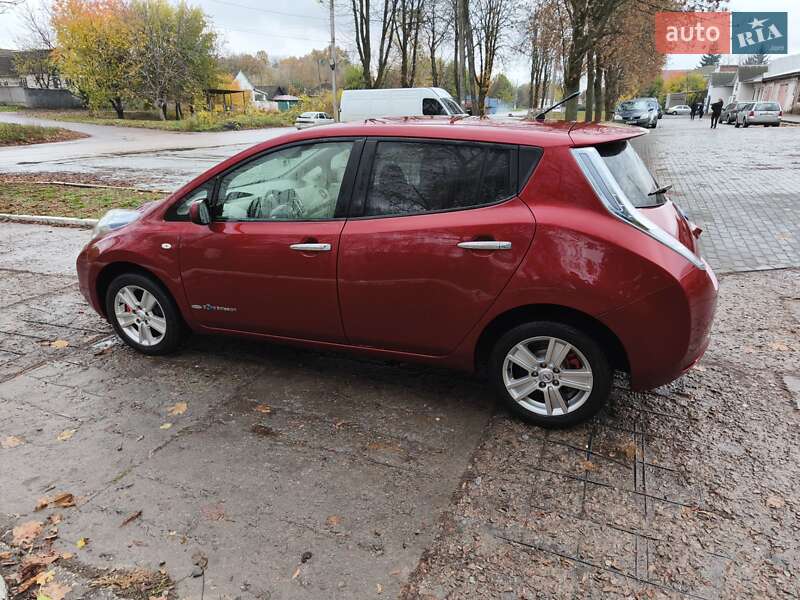 Хэтчбек Nissan Leaf 2011 в Прилуках фото 20 Хэтчбек Nissan Leaf 2011 в Прилуках