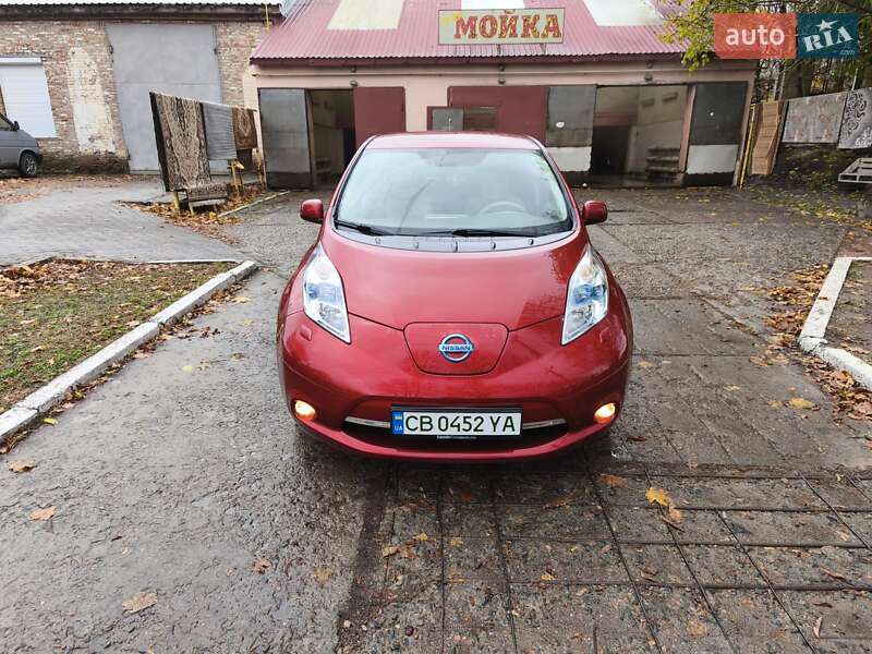 Хэтчбек Nissan Leaf 2011 в Прилуках фото 24 Хэтчбек Nissan Leaf 2011 в Прилуках