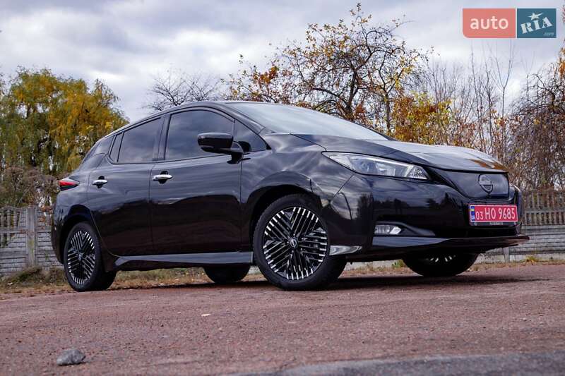 Хетчбек Nissan Leaf 2023 в Бердичеві