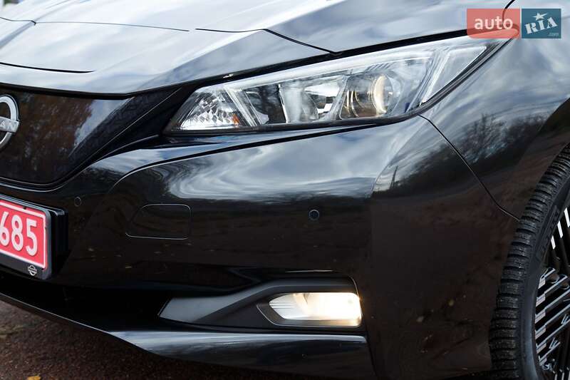 Хетчбек Nissan Leaf 2023 в Бердичеві