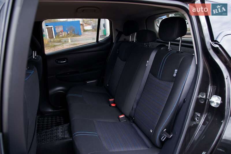 Хетчбек Nissan Leaf 2023 в Бердичеві