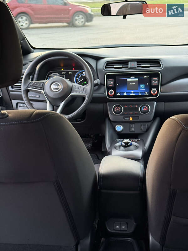Хэтчбек Nissan Leaf 2024 в Харькове
