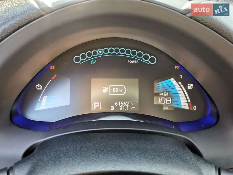 Хэтчбек Nissan Leaf 2016 в Фастове