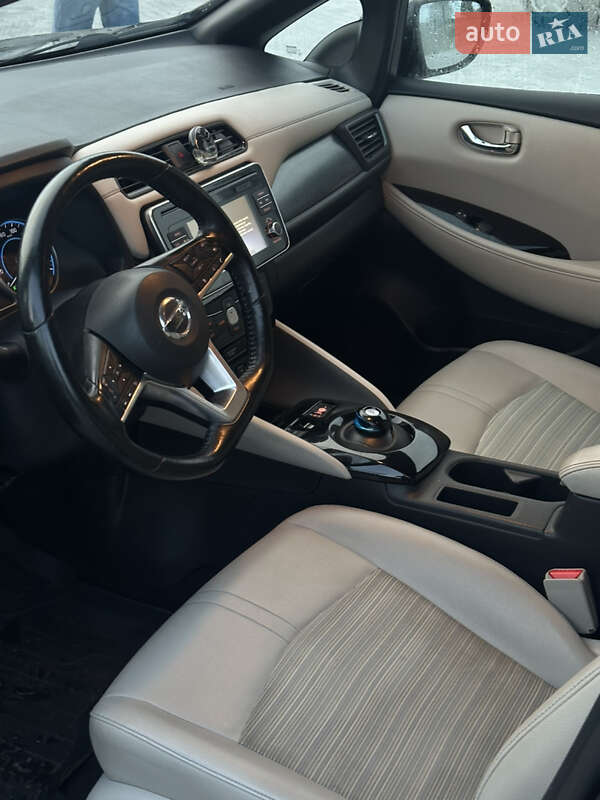 Хэтчбек Nissan Leaf 2018 в Львове фото 10 Хэтчбек Nissan Leaf 2018 в Львове