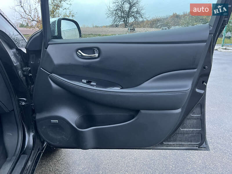 Хэтчбек Nissan Leaf 2014 в Харькове