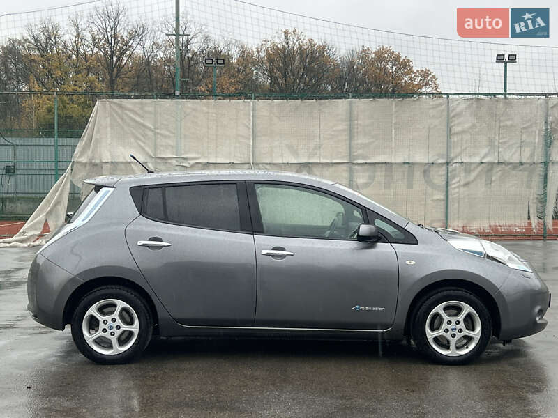 Хэтчбек Nissan Leaf 2014 в Харькове