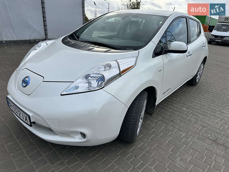 Хэтчбек Nissan Leaf 2016 в Одессе фото 3 Хэтчбек Nissan Leaf 2016 в Одессе