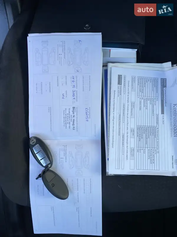 Хэтчбек Nissan Leaf 2013 в Черновцах документ 2 фото Хэтчбек Nissan Leaf 2013 в Черновцах документ