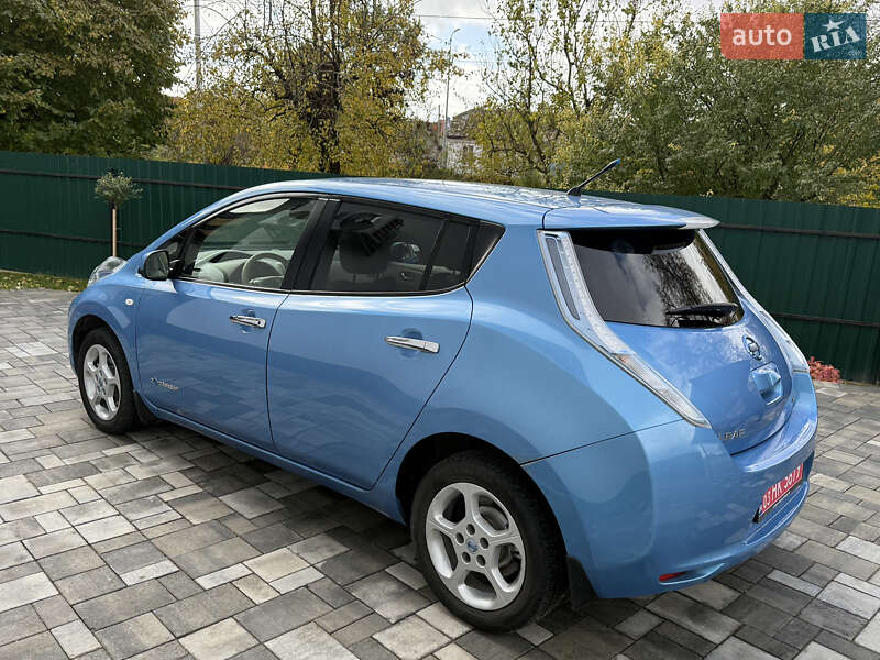 Хэтчбек Nissan Leaf 2012 в Владимире фото 9 Хэтчбек Nissan Leaf 2012 в Владимире