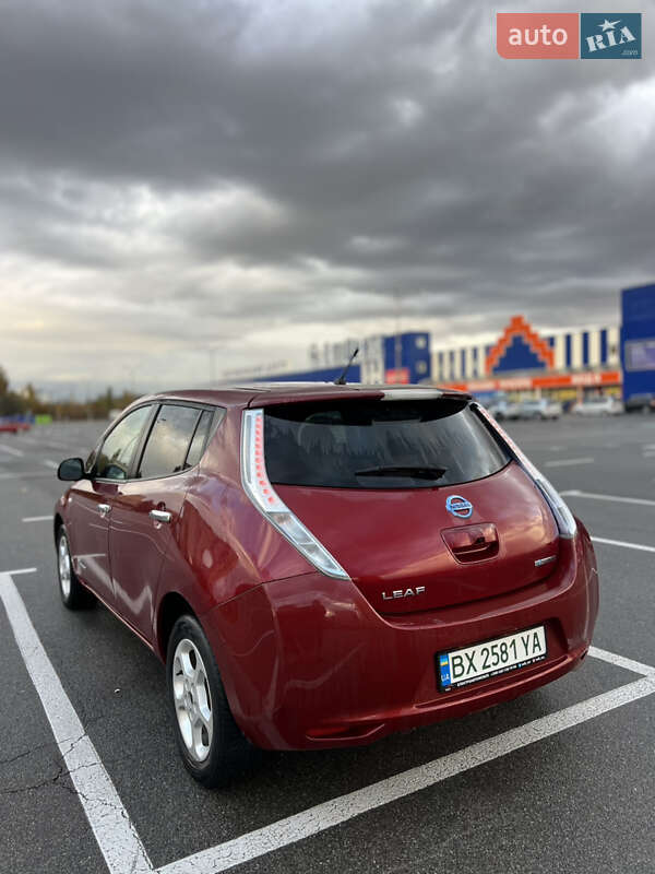 Хетчбек Nissan Leaf 2013 в Кам'янець-Подільському фото 4 Хетчбек Nissan Leaf 2013 в Кам'янець-Подільському