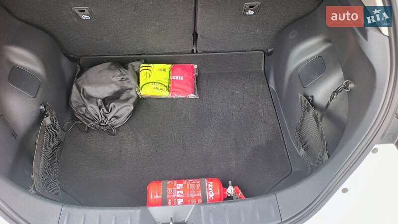 Хетчбек Nissan Leaf 2020 в Дубні