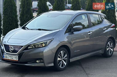 Хэтчбек Nissan Leaf 2019 в Киеве