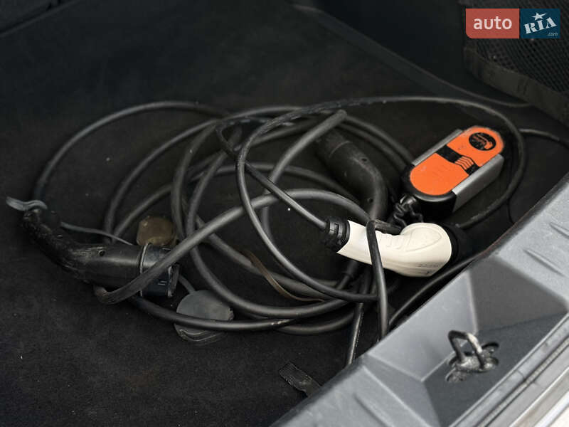 Хэтчбек Nissan Leaf 2019 в Киеве фото 14 Хэтчбек Nissan Leaf 2019 в Киеве