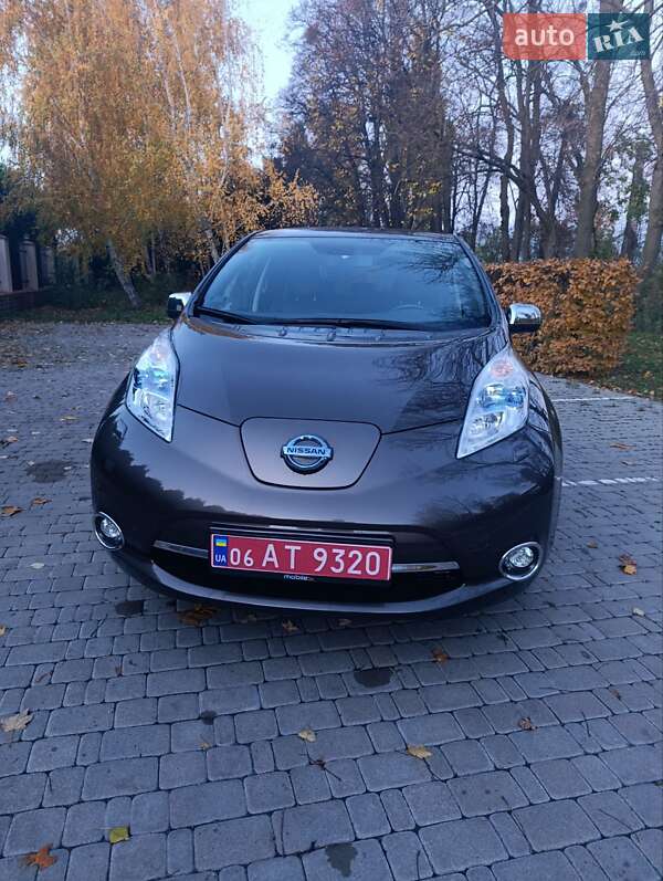 Хэтчбек Nissan Leaf 2016 в Киеве фото 34 Хэтчбек Nissan Leaf 2016 в Киеве