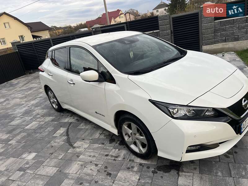 Хэтчбек Nissan Leaf 2019 в Ивано-Франковске