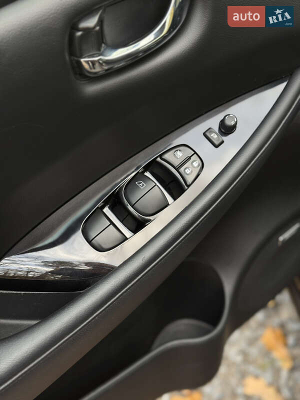 Хэтчбек Nissan Leaf 2017 в Бродах фото 11 Хэтчбек Nissan Leaf 2017 в Бродах