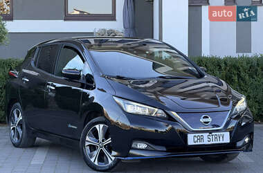 Хэтчбек Nissan Leaf 2020 в Стрые