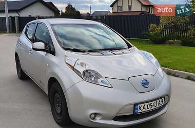 Хэтчбек Nissan Leaf 2016 в Киеве Хэтчбек Nissan Leaf 2016 в Киеве