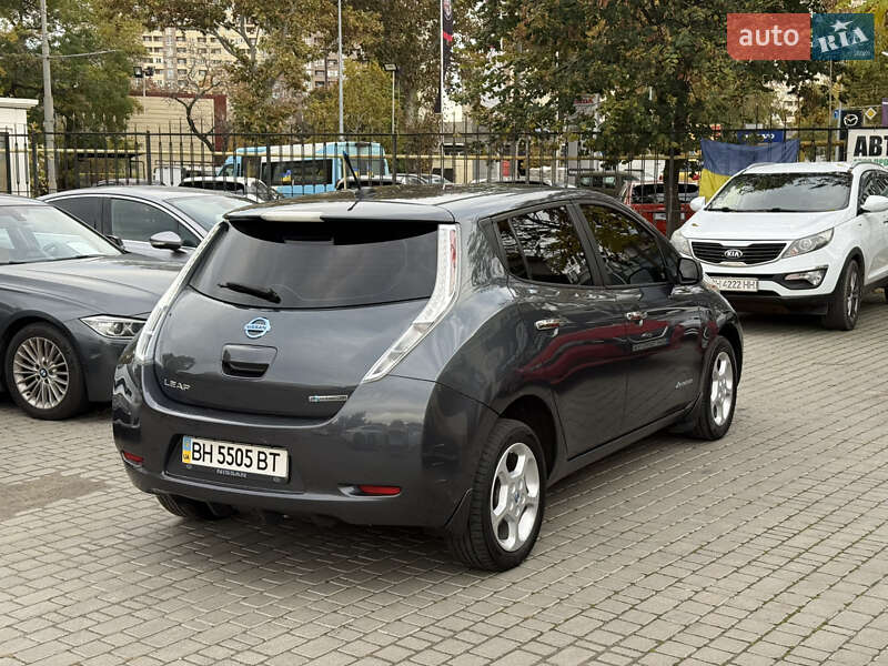 Хэтчбек Nissan Leaf 2013 в Одессе фото 3 Хэтчбек Nissan Leaf 2013 в Одессе