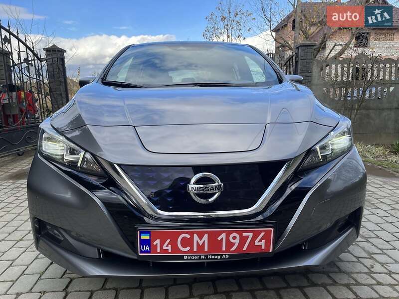 Хэтчбек Nissan Leaf 2018 в Львове