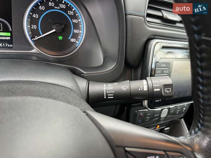 Хэтчбек Nissan Leaf 2018 в Львове